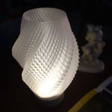 Đèn Bàn Trang Trí ZURI - Thiết Kế Điêu Khắc Xoắn Ốc Vân 3D Độc Đáo, Ánh Sáng Dịu Mắt Decor Phòng Ngủ, Bàn Làm Việc.